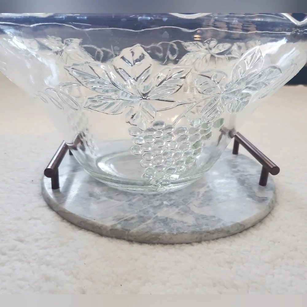 VINTAGE ANCHOR HOCKING GRAPE VINE 12 PC PUNCH BOWL_CUPS‎ BEVERAGE SERVICE SET.